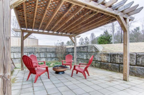 Dog-Friendly Mills River Townhome Fire Pit, Yard!